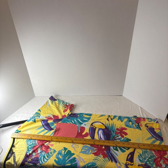 Cropp Slim Fit Mens XXL T-Shirt Toucan Hawaiian Graphic Tee Tropical/Beach NEW - Picture 8 of 8